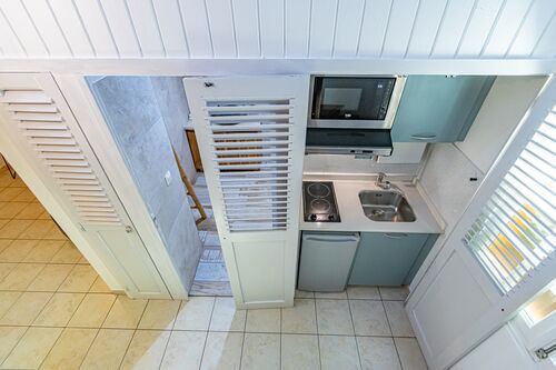 Vue d'une cuisine d'un duplex du Caraib'Bay Hôtel