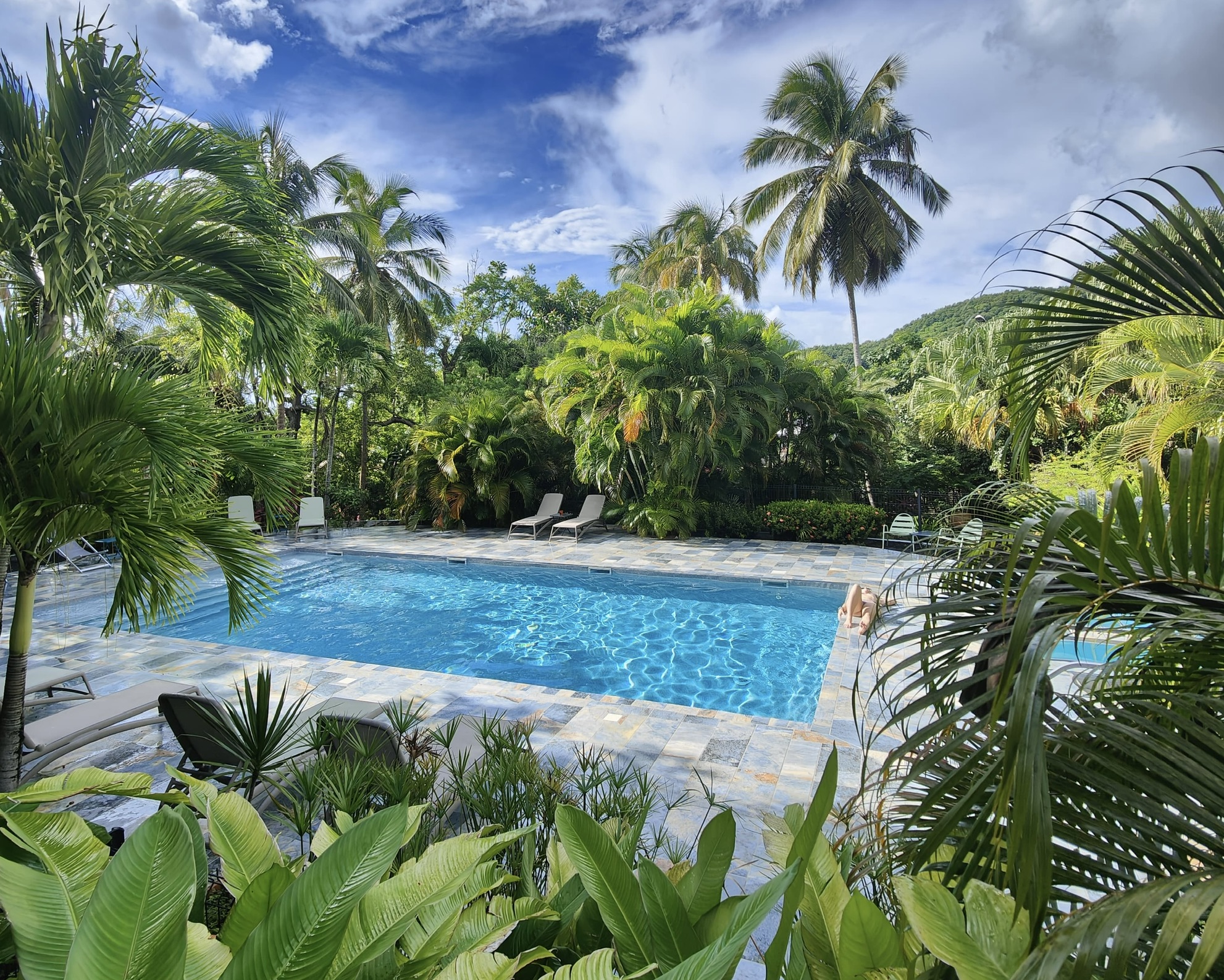 piscine Caraïb'Bay Hôtel en Guadeloupe