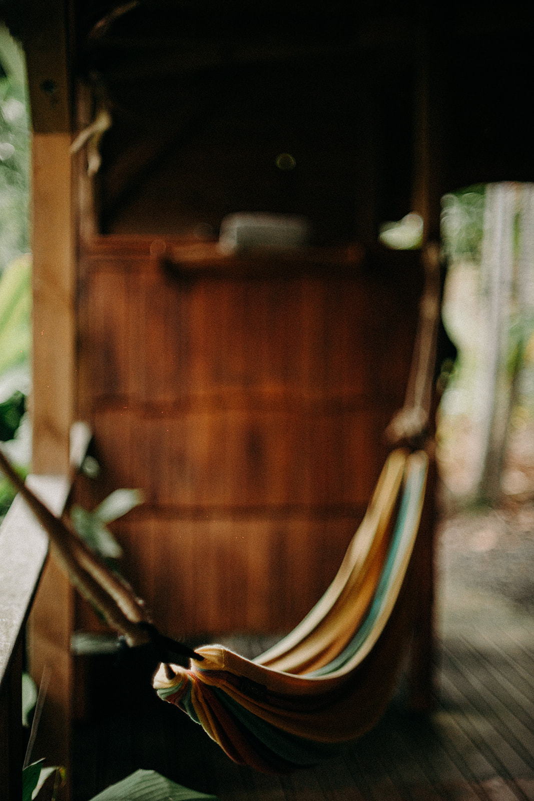 hammock and outside shower of the villa Kariakou